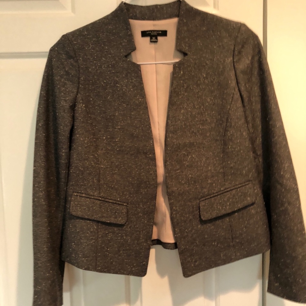 ANN TAYLOR CLASSIC SUIT